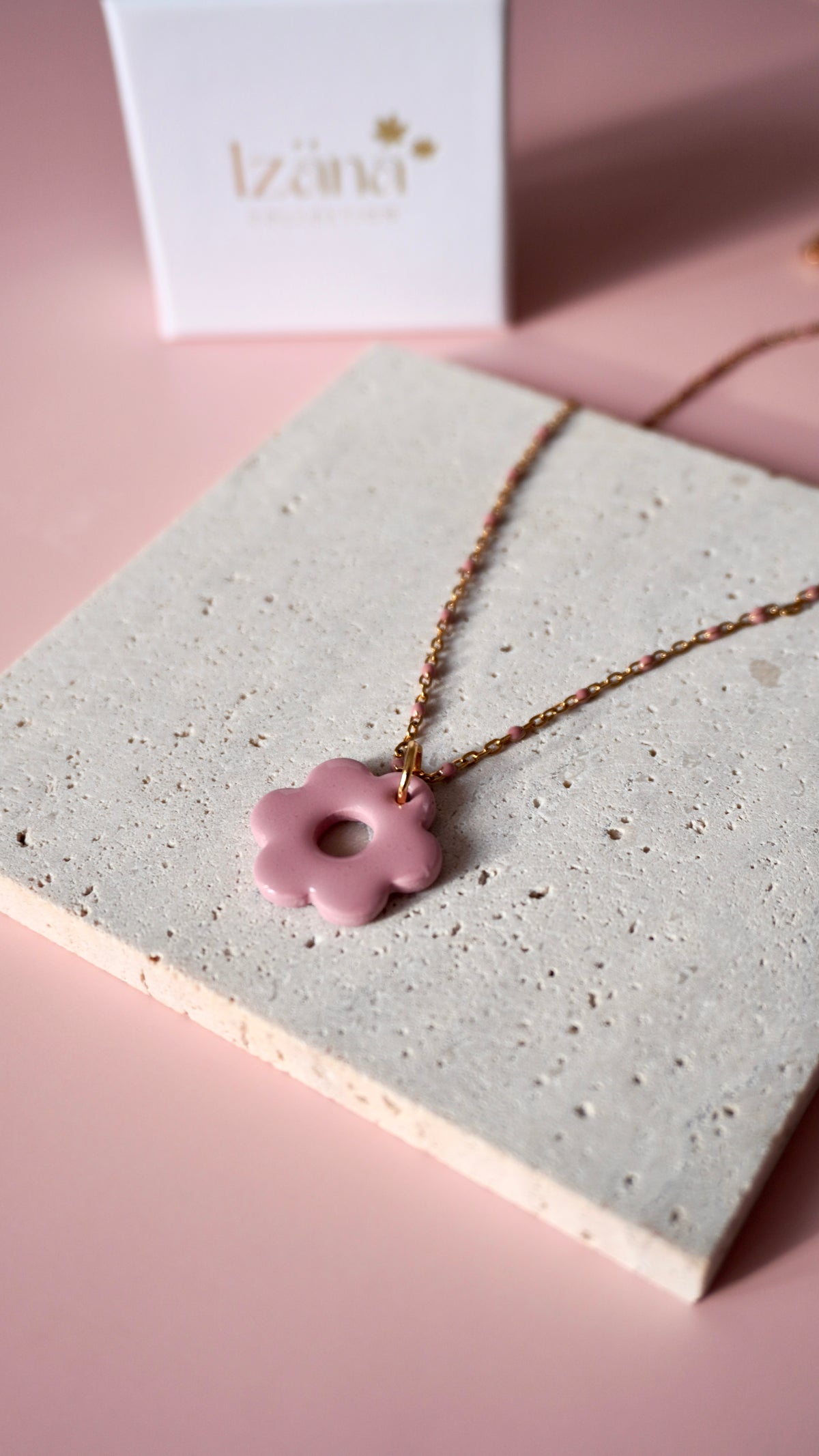 Collier Eva