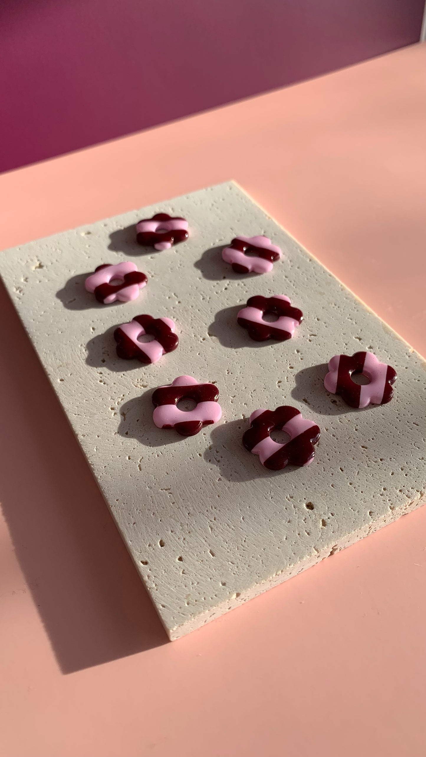 Pampilles rayures rose et bordeaux